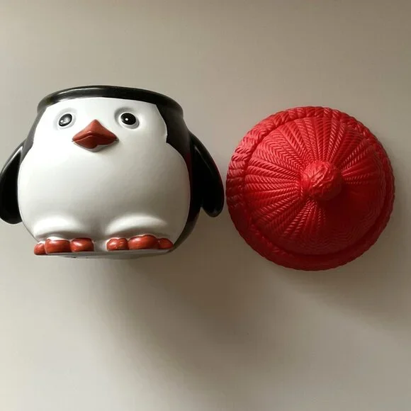 PENGUIN COOKIE CANDY SNACK JAR - Picture 7 of 13